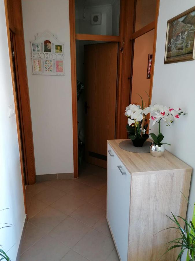 Apartment Marija Trogir Eksteriør bilde